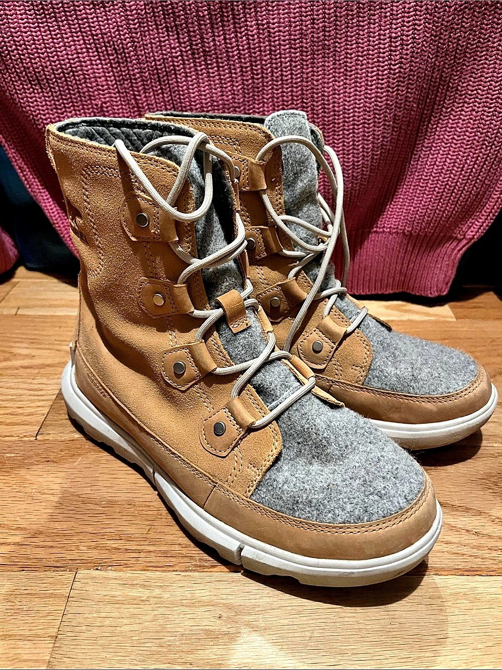 Sorel Waterproof Boots US 9 - Picture 2 of 9